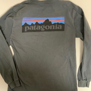 Patagonia Logo Mens Long Sleeve Tee Size Medium
